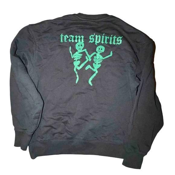 Levi's Relaxed Fit Black Crewneck Sweatshirt Team Spirits Skeleton, Size M, NWT - Picture 5 of 9